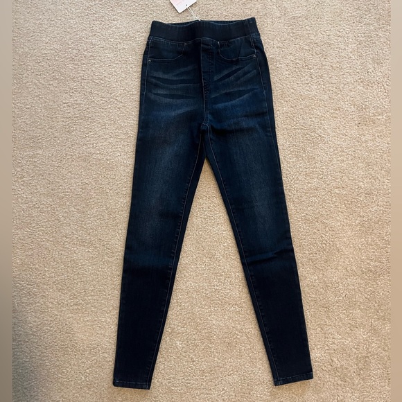 Ingrid & Isabel Postpartum Pull on Jeans - NWT! - Picture 4 of 6